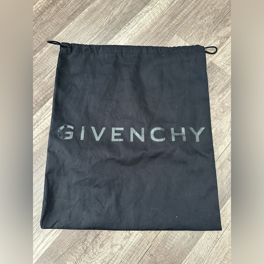 GIVENCHY shoe dustbag
